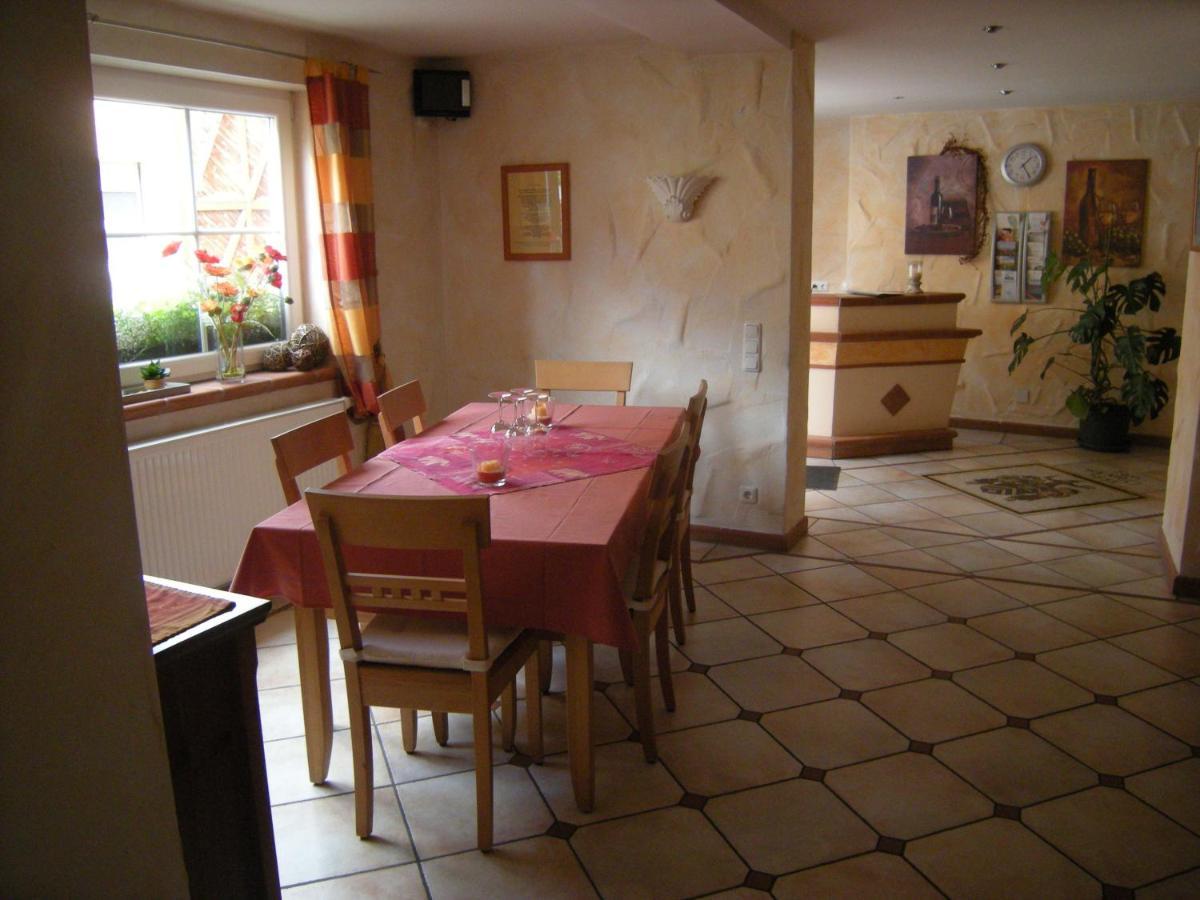 Weingut Und Gaestehaus Henrici Friesenheim is an Ortsgemeinde Экстерьер фото